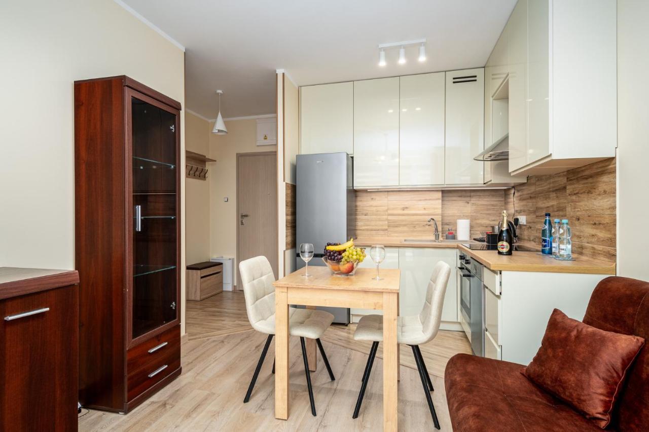 Warsaw Apartments White Экстерьер фото