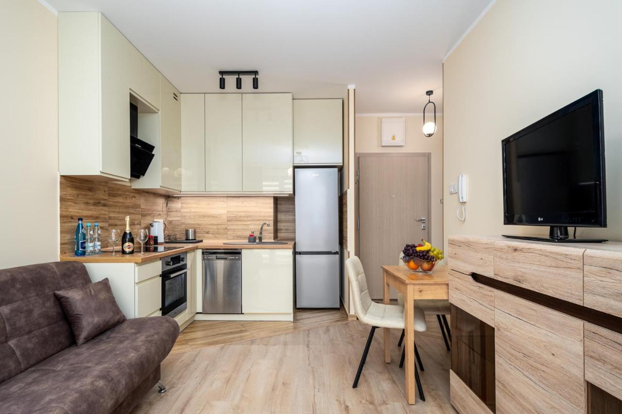 Warsaw Apartments White Экстерьер фото
