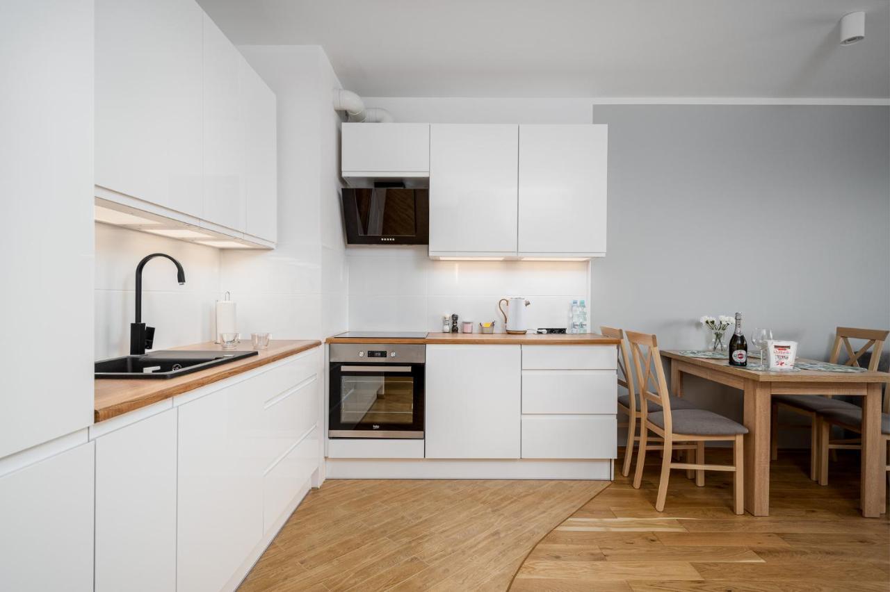 Warsaw Apartments White Экстерьер фото